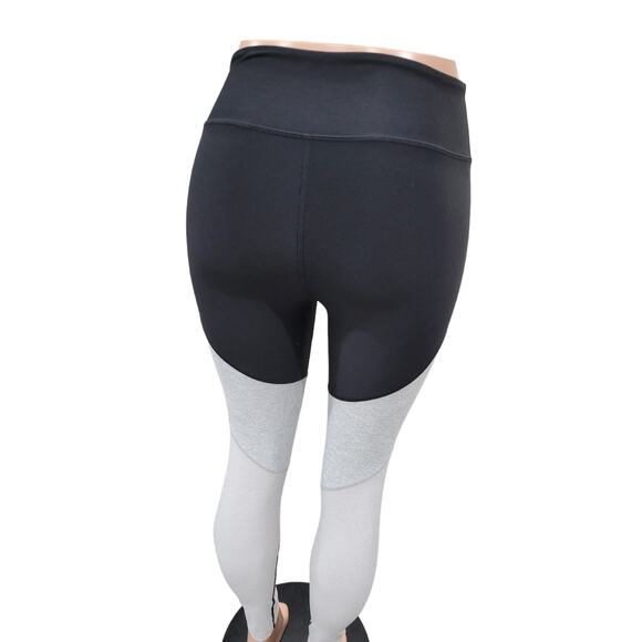 NWT Outdoor Voices Spring‎ 7/8 Colorblock Leggings - Black/White/Grey - Size M - Picture 11 of 16